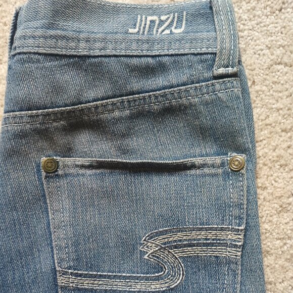 Jinzu Girls Bootcut Jeans Size 14 Embroidered front pockets 100% Cotton - Picture 3 of 9